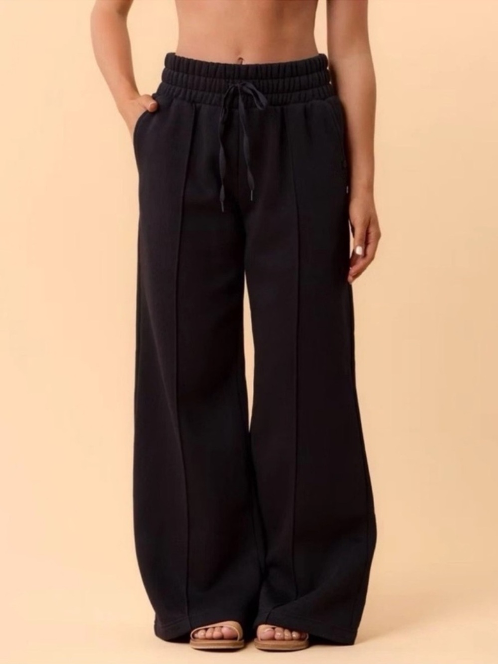 Blogilates Women’s Travel Trouser Sweatpants - Black Size Medium NWT